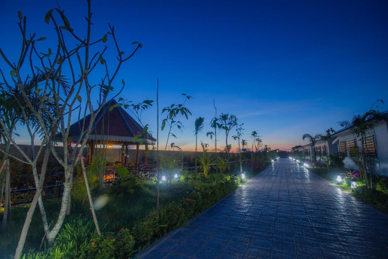 סיאם ריפ Ry'S Lotus Resort D'Angkor מראה חיצוני תמונה